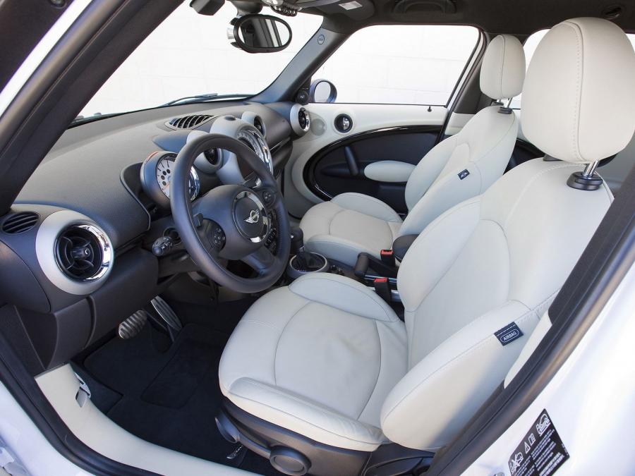  Mini Cooper Countryman S All4 2010 года  (US) (фото 26 из 37)